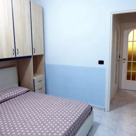 Alloggio Fronte Mare, 3 E Cortile Privato. *