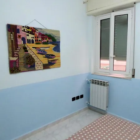 Alloggio Fronte Mare, 3 E Cortile Privato. *